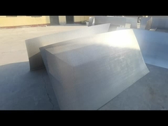 Tấm màn hình dây nêm